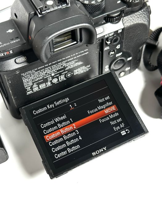 Sony Alpha A7R II - Câmara Mirrorless Full-Frame 42,4 MP