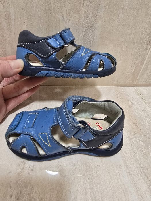 Шкіряні босоніжки Pablosky