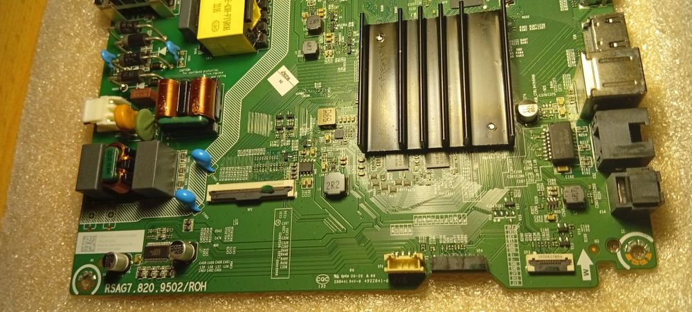 Placa Principal (Main Board) / Fonte Integrada TV Hisense