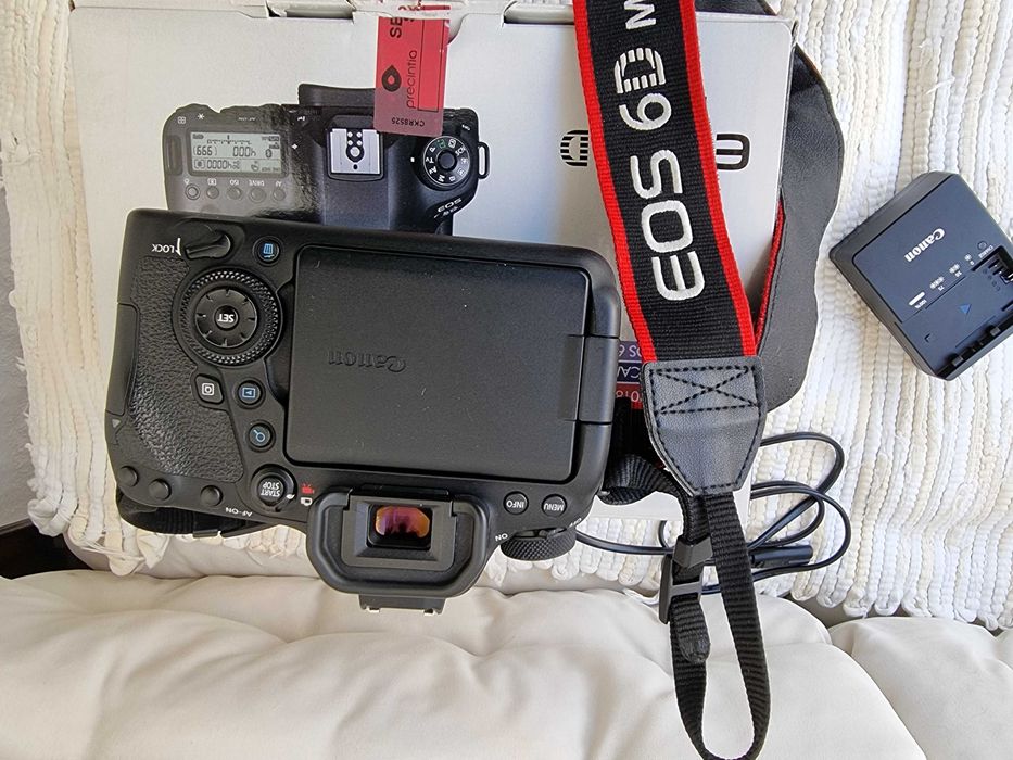 Máquina fotográfica 6D MAK II
