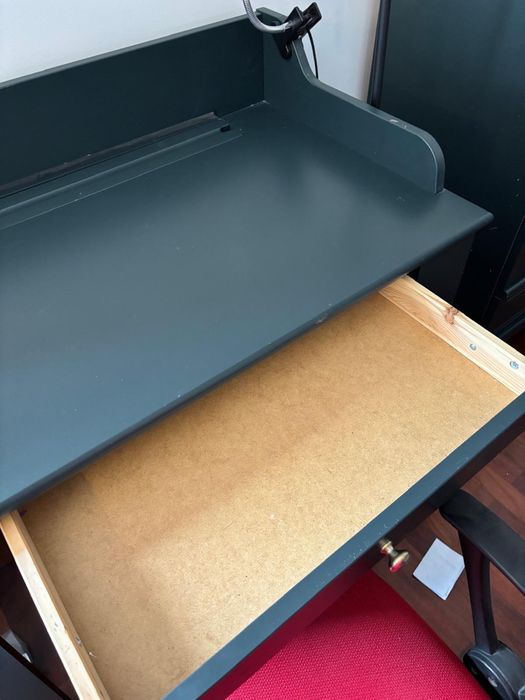 Movel e secretaria IKea