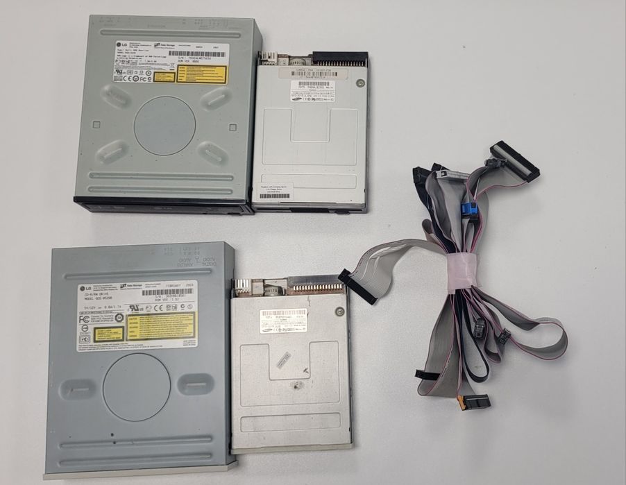 LG napęd nagrywarka DVD-RW + nagrywarka CD-RW + 2x napęd 1,44" + ka