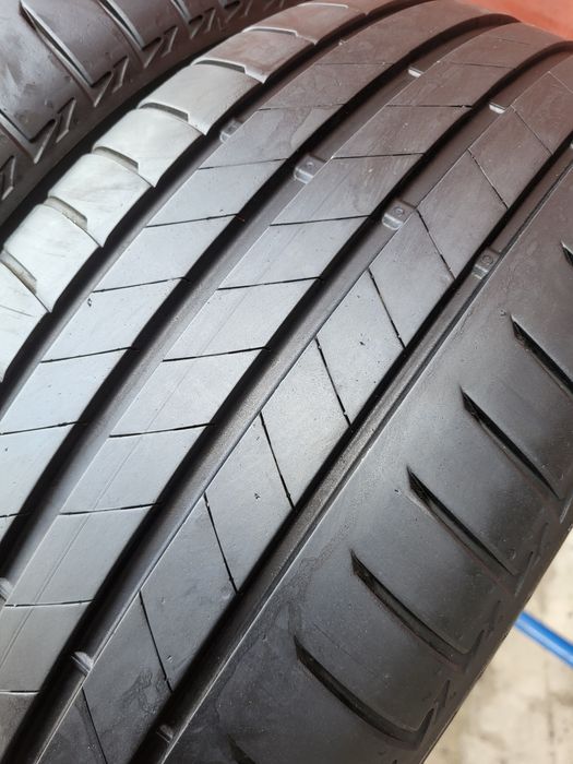 235/55/18 R18 Bridgestone Turanza T005 4шт ціна за 1шт шини