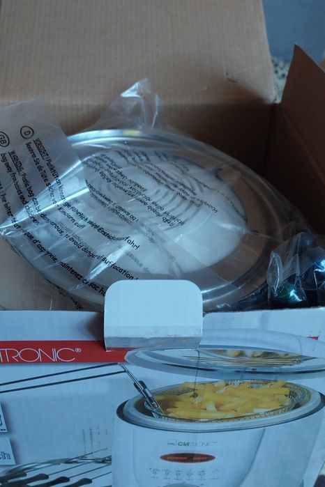 Frytkownica Clatronic, fondue 2w1  FFR 2916