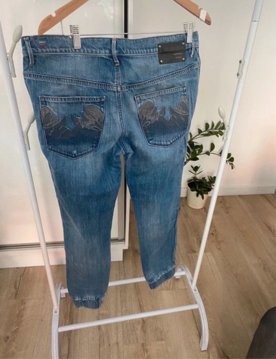 Jeansy Diesel 32/34