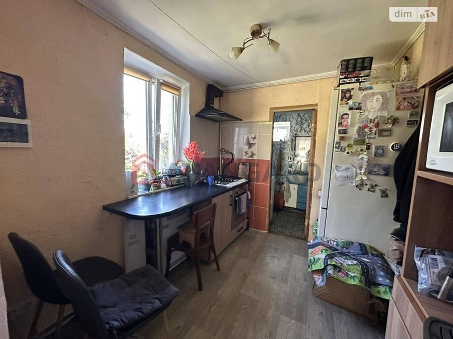Продається частина приватного будинку вулиця Кам'янецька,.