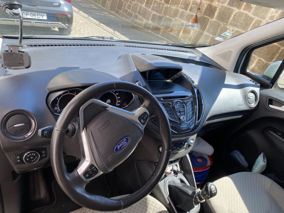 Ford tourneo courier 1.0 100 cv