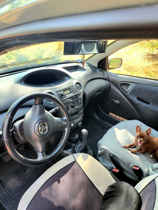 TOYOTA YARIS 1.0 bebzyna 2003 - niezawodna i oszczędna!