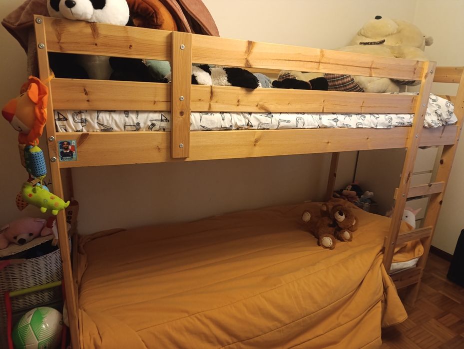 Beliche IKEA em bom estado