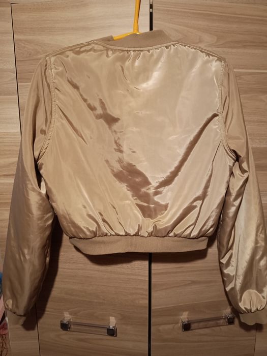 Kurtka krótka bomberka