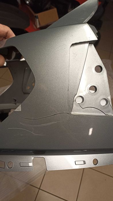 Przednia czasza Kawasaki GTR 1400