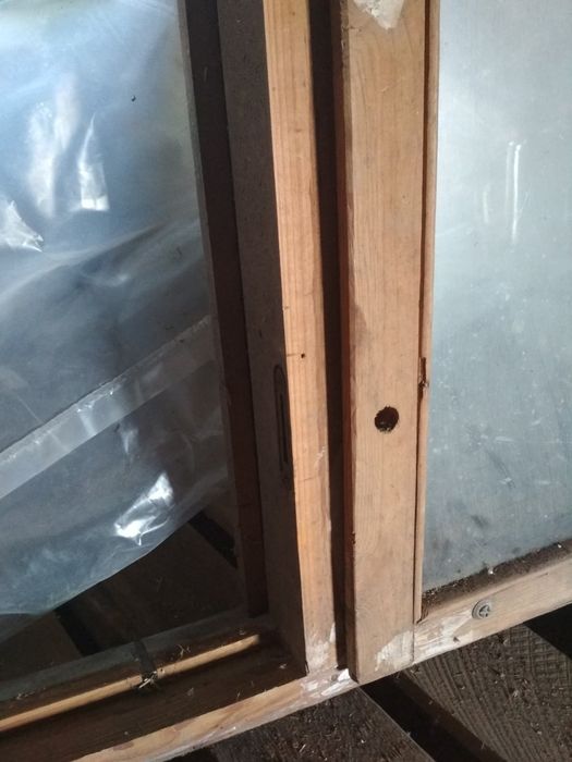 Вікна з лутками дерев'яні