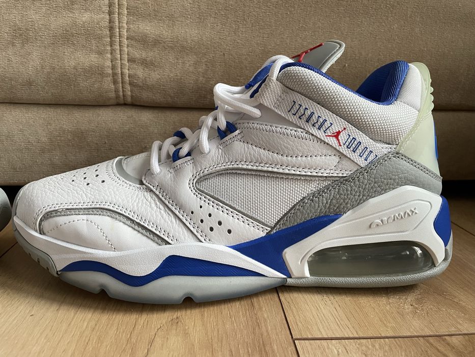 Jordan 2700 Point lane. roz. 42,5