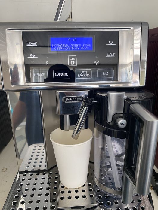 Кофемашина Delonghi Primadonna НОВИЙ молочнік ESAM 6750