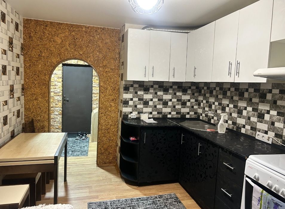 Продаж 1-кімн з АВТОНОМНИМ, меблі і техніка