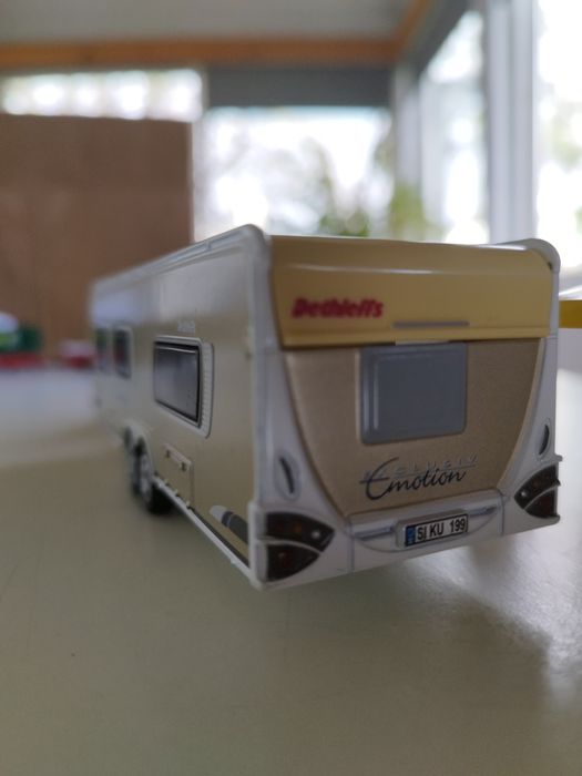 Miniatura carro e roulote SIKU