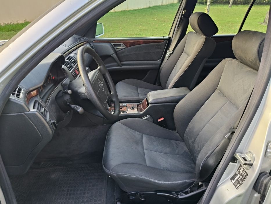 Mercedes E 220 CDI Cx Automática