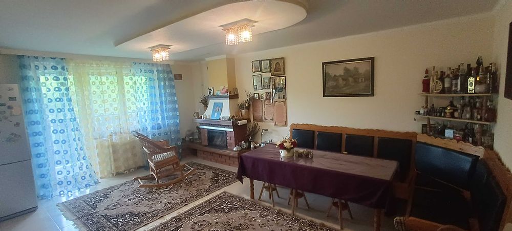 Оренда чудового, великого будинку в одному з кращих районів міста!