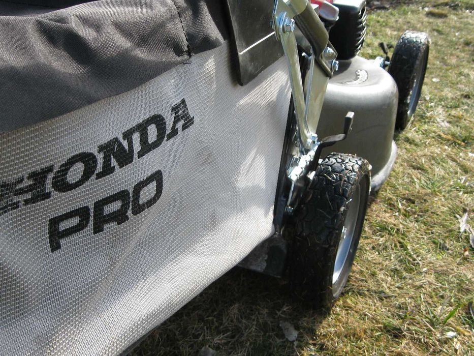 Kosiarka spalinowa przemysłowa honda HRH 536 HXEH nie malowana 2019r