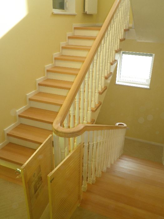 Обшивка  сходів деревом