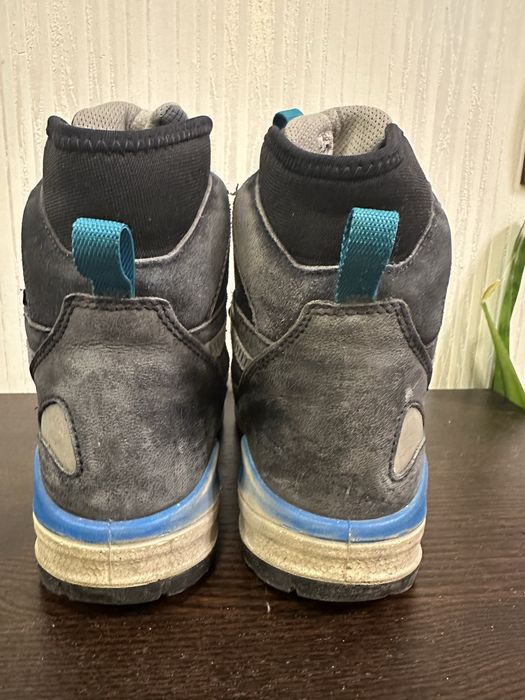 Зимові черевики, чоботи Ecco