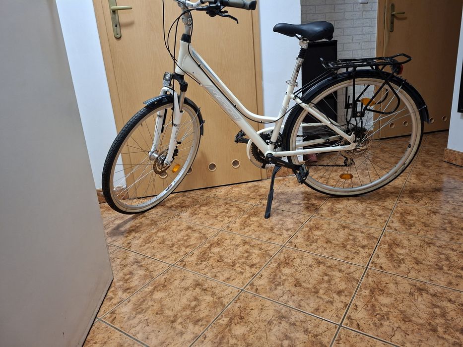 Rower damski trekkingowy