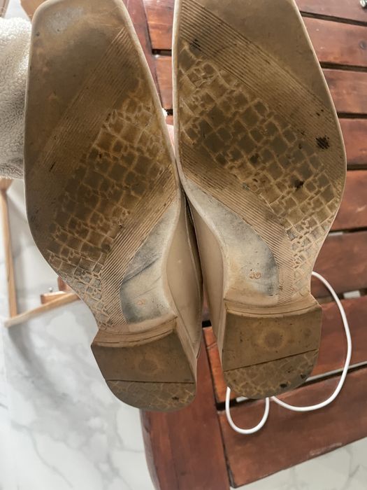 Белые туфли