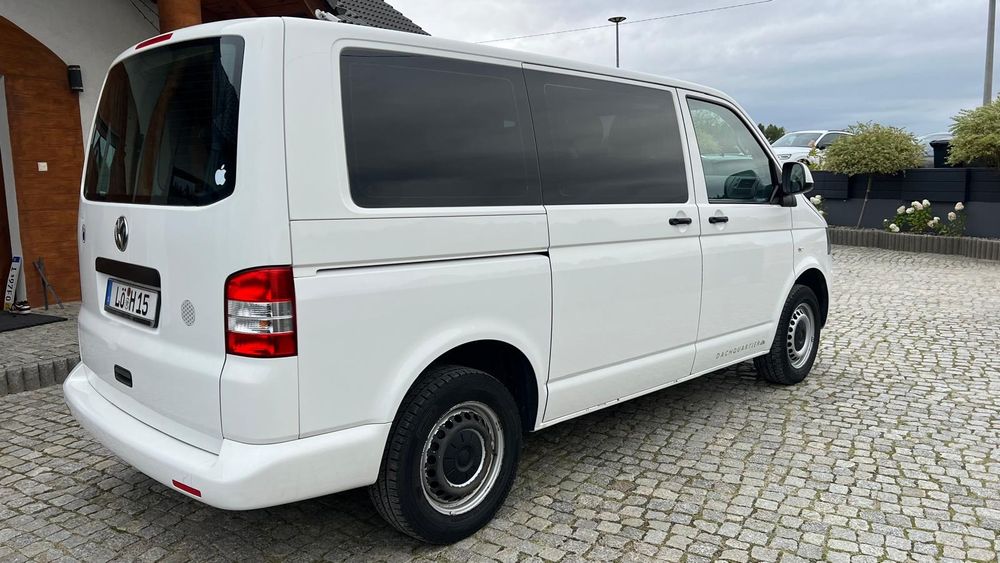 Przewóz osób, transfery 9 osobowy bus