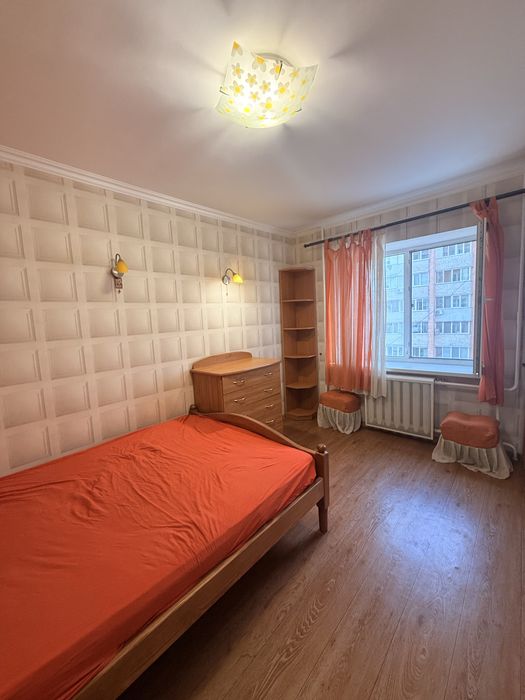 Продам 2 комнатную квартру на Парусной