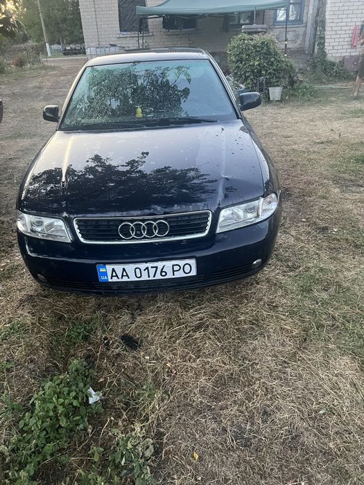 Ауді а4б5 2.5v6.