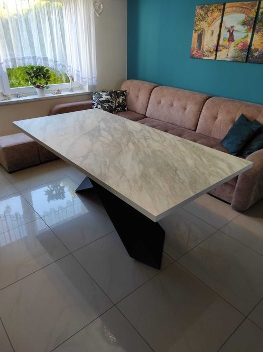 Stół industrialny imitacja kamienia