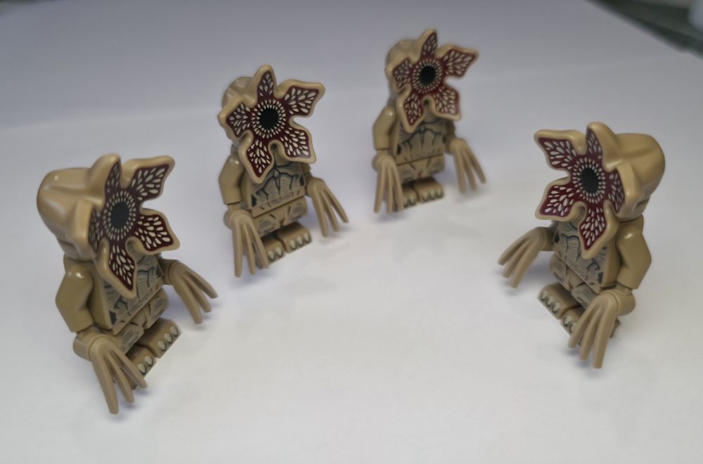 LEGO (ориг.) Demogorgon st008,  Chief Jim Hopper st007,  75810.