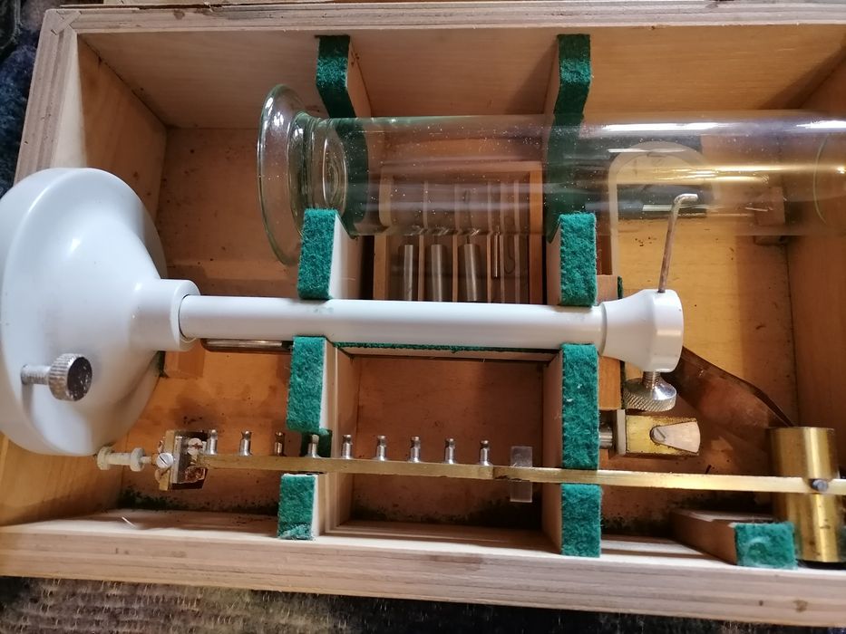 Весы гидростатистические