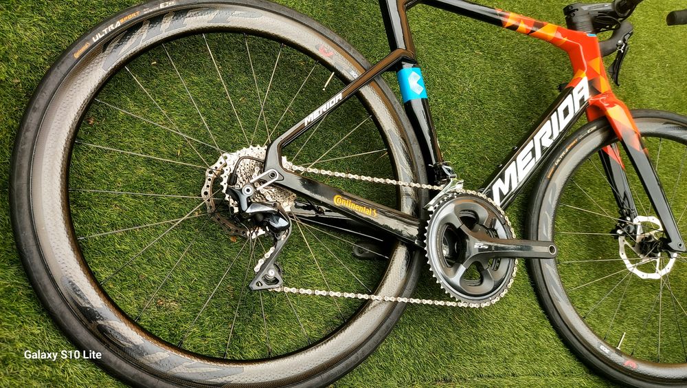 Rodas Zipp 303 Disco pneu e câmara de ar.