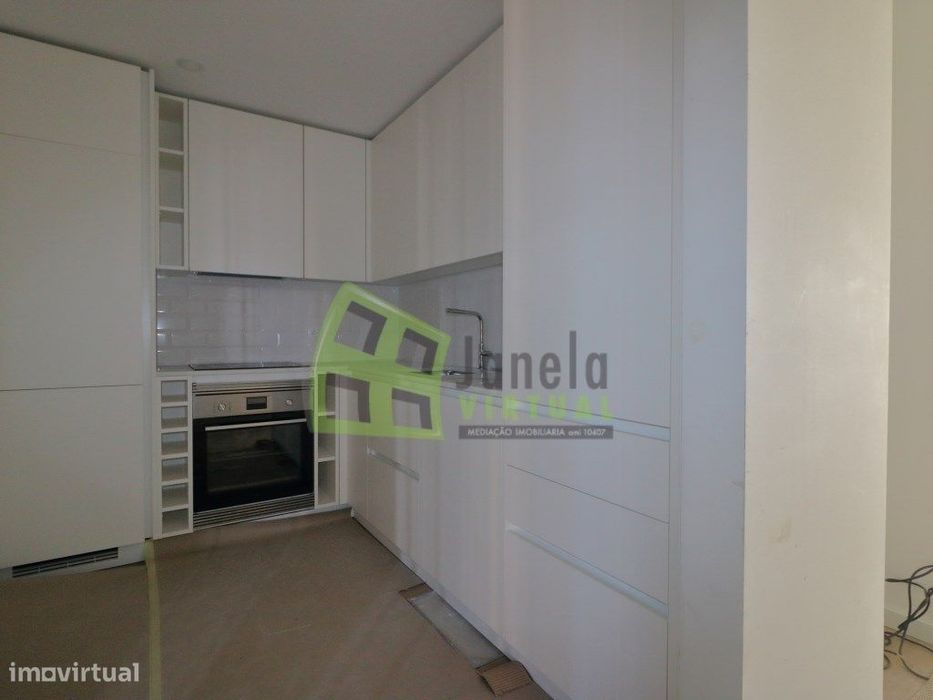 Apartamento T1 Novo com Logradouro - Quinta do Conde