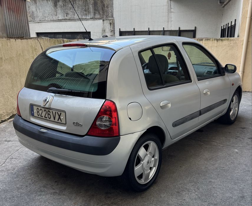 Renault Clio II 1.2 16V - RESERVADO