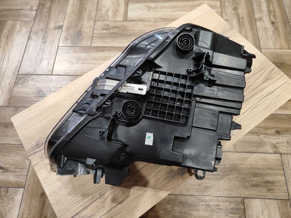 Reflektor LED lewy BMW X1 F48 przedlift USA radiator
