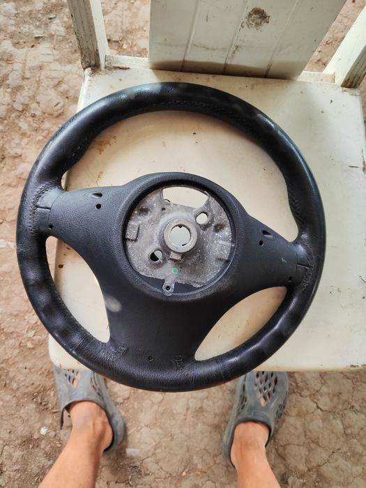 Продаи Руль бмв х 3