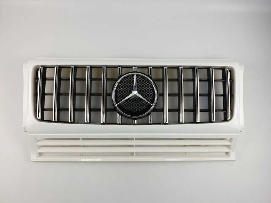 Решетка радиатора mercedes G W463 90-18год.GT стиль (White Chrome)