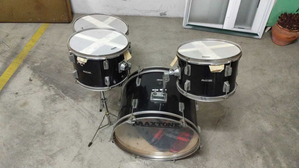 Bateria Antiga Maxtone