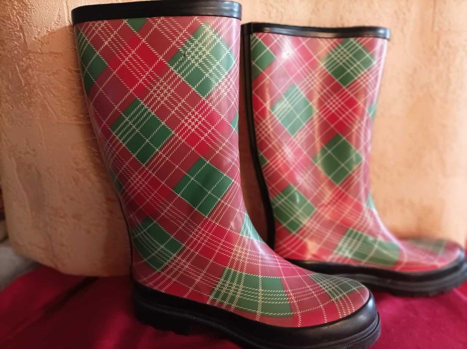 Сапоги резиновые , б/у