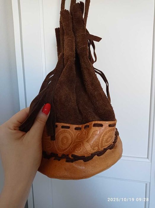 torebka ręcznie szyta skóra naturalna i zamszowa