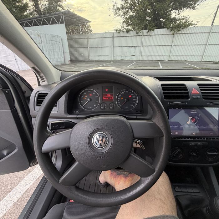 Wv golf 5 1.4mpi 2004 в отличном состоянии
