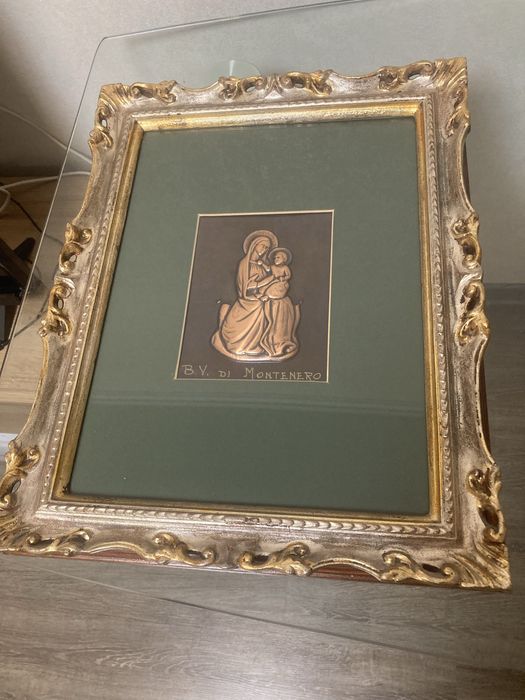 Икона барельеф Мадонны с младенцем B.V. di Montenero