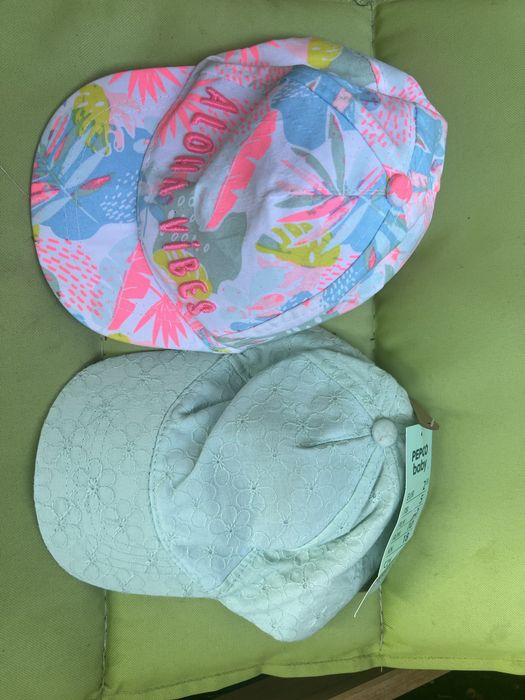 2 nowe czapeczki rozm.74/80