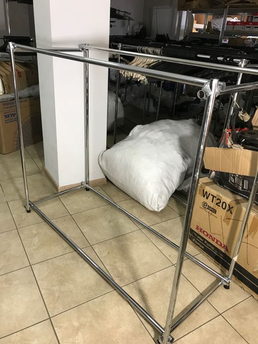 Вешалка стойка для одежды для дома или магазина