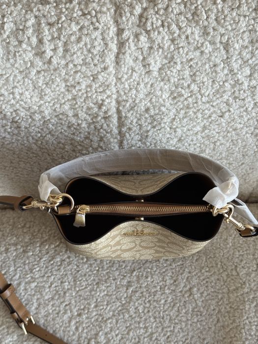 Сумка жіноча Coach Mollie Bucket
