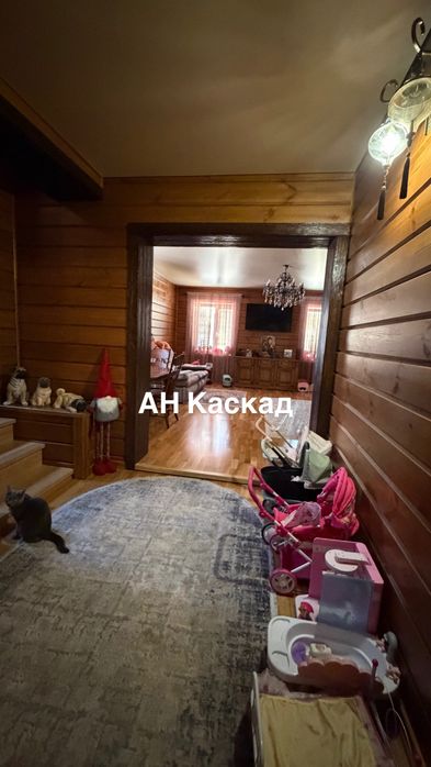 Продам дом кирпичный из 2х этажей.ХТЗ.