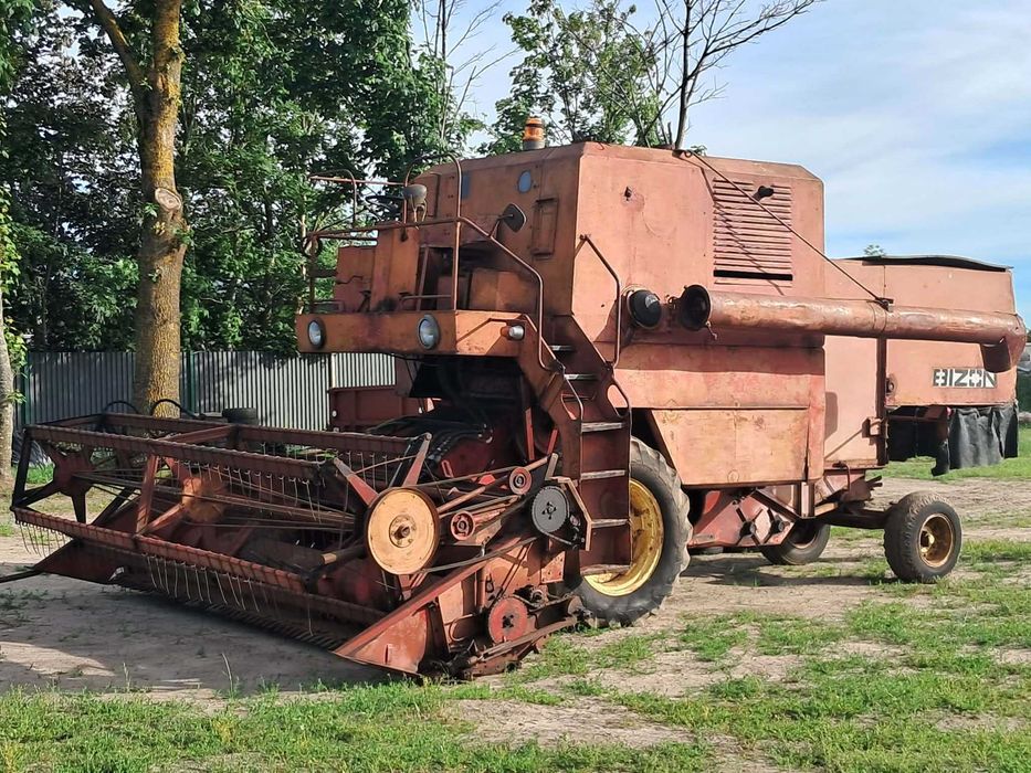 Kombajn zbożowy Bizon ZO 40