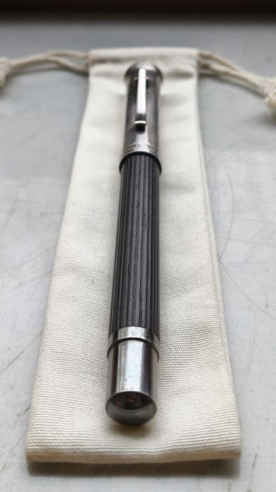 Pióro wieczne Graf Von Faber-Castell Classic Ebony